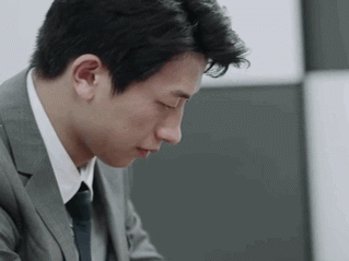 丁辉实习写照引社畜共鸣,与其说为他不平,不如说在心疼“我们”