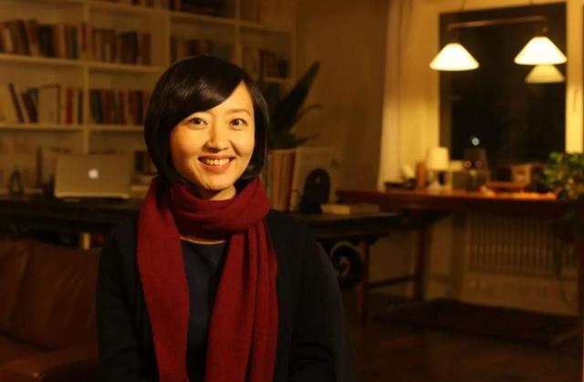发表辱华言论、移居美国,“公知女神”柴静,如今下场咎由自取!