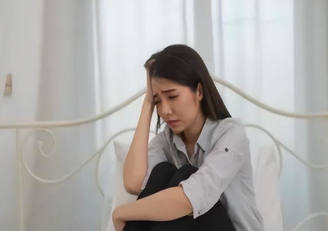 吸吮女士私处的男医生已被拘留!层出不穷的医疗猥亵,该如何杜绝