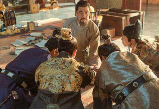 丞相制度在明朝已废除,清朝却还有出现明相、索相,这是为何?