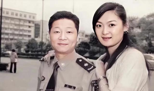 55岁赵亮:带模特老婆深山养鸡16年,满脸皱纹似老农,他到底图啥
