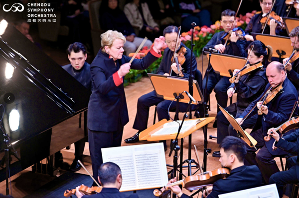 当代十大交响乐团首次来蓉震撼演出,成都交响乐团与费城交响乐团完成“世纪之约”