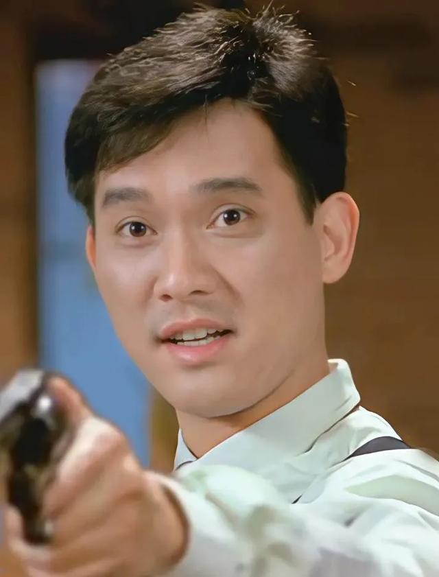 天王巨星的绝交之谜:昔日挚友,如今陌路?命运的齿轮悄然转动