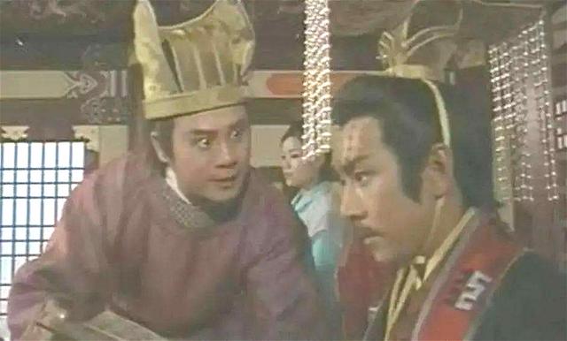 他是表情包的“梁非凡”,今年52岁,不当演员改行去送货