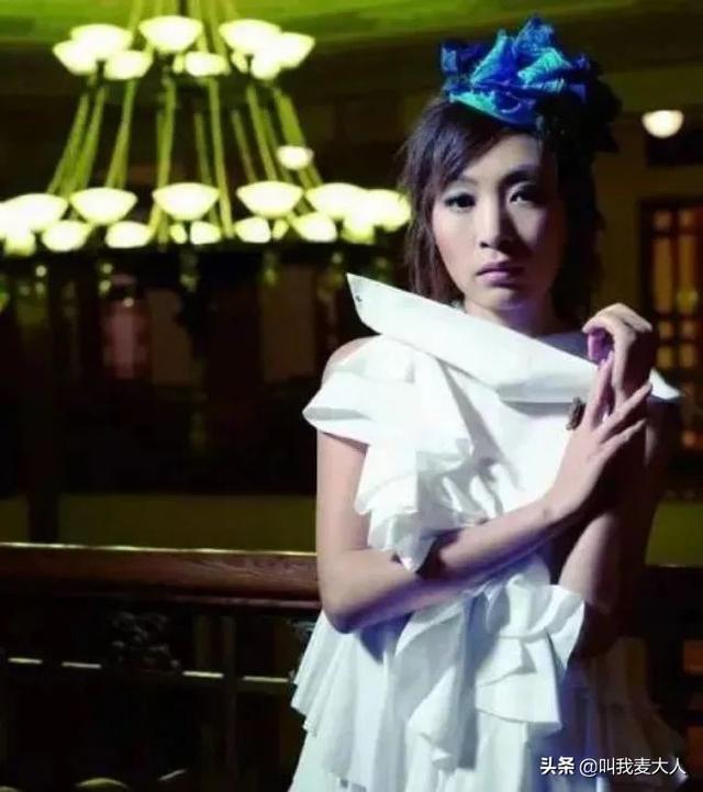 2009年,歌手陈琳为何选在前夫生日、二婚100天时跳楼自杀?