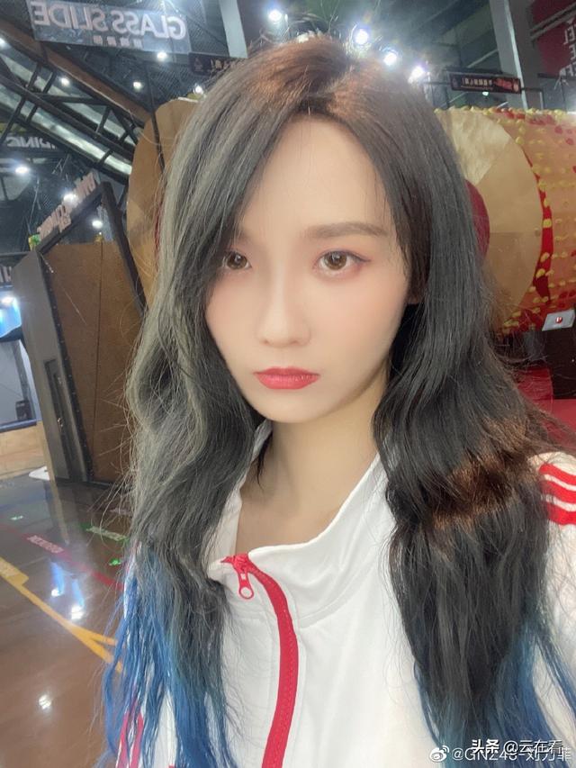 美女艺人GNZ48-刘力菲可爱美照欣赏,好看啊