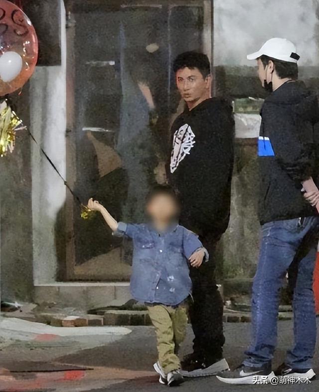 曝吴奇隆刘诗诗已离婚!女方不愿再贴补男方,年底工作多将进新组
