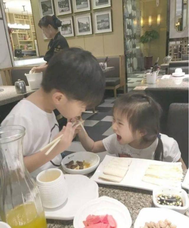 “非主流鼻祖”沉珂,《飞向别人的床》堕落入骨,是她真实经历