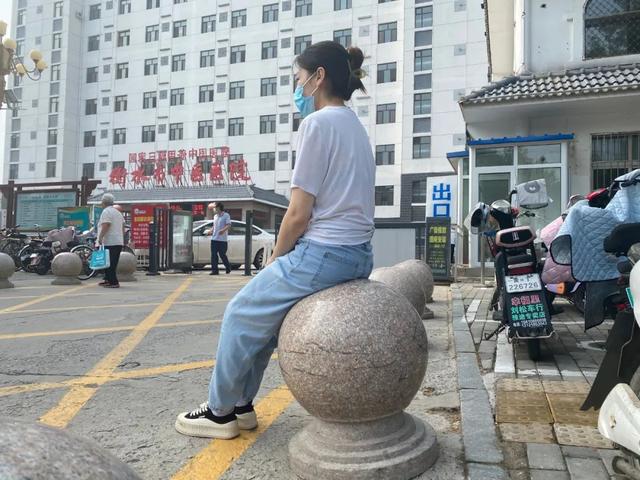 名医面对面丨司晴:坐“石墩子”治痛经?听听中医妇科专家怎么说
