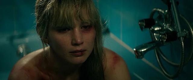 删除了大量写实剧情才上映,但这部电影,依旧是谍战片里的大尺度
