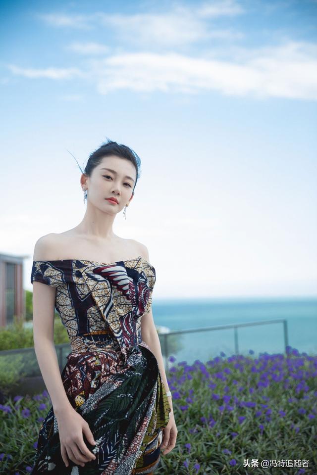 演员：苗苗，代表作品有电影《芳华》