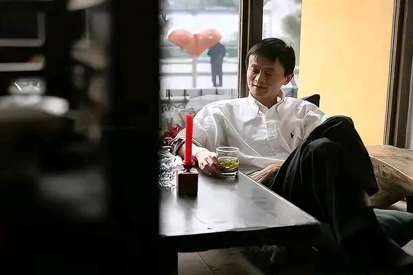马云背后的温馨港湾深度聚焦马云的妻子与孩子