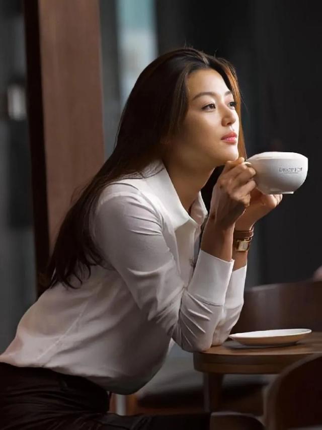 全智贤：从野蛮女友到影视传奇