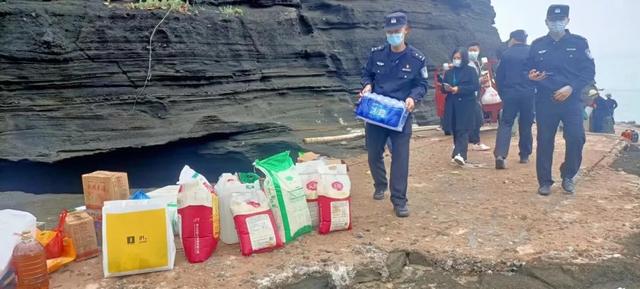 绝美海岛仅居住18人，他们风里浪里硬核“带货”