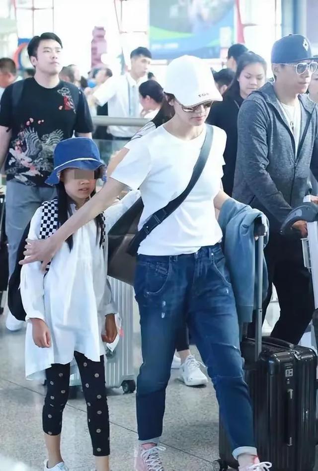 袁泉和夏雨的婚姻生活充满了温馨和幸福