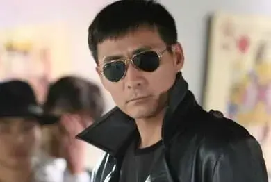 国产神剧成功的典范，我只服“燕双鹰”，尤其前三部