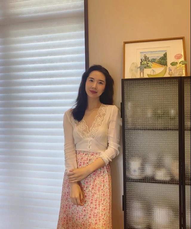 上位成功晋升新总裁夫人?张大奕不一定赢,但董花花离不离婚都输