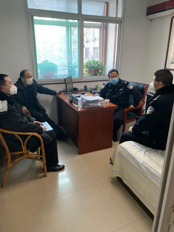 石家庄鹿泉区民警驱车千里为群众送“救命药”