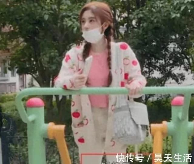 鞠婧祎的“口头禅”彻底火了,女生都嫌太做作,却成直男们的最爱