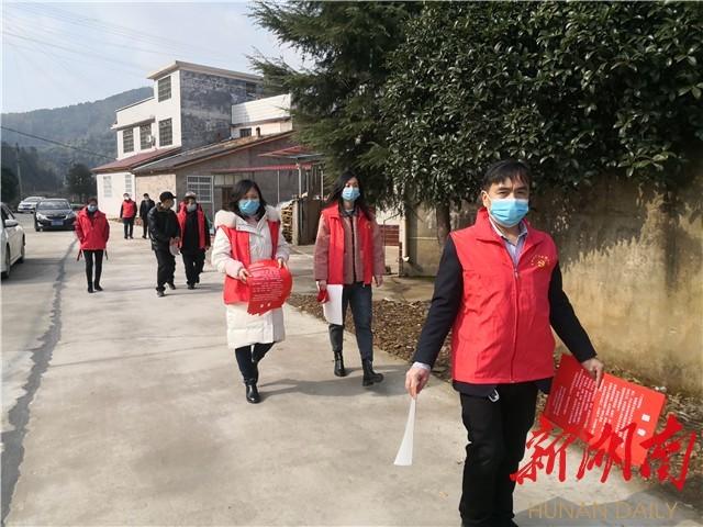 那些“小巷总理”的抗疫身影