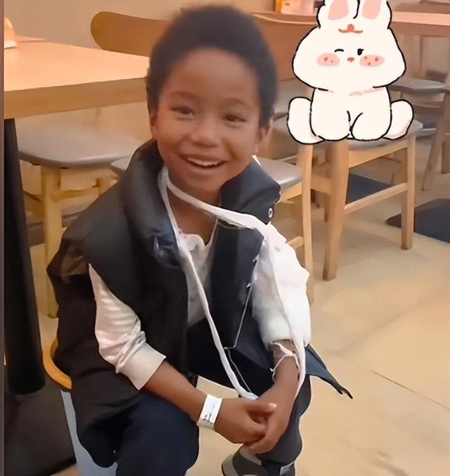吴子安对外婆太生疏,网友质疑rose对其缺关心,孩子心理怕出问题