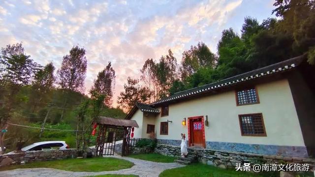 古寨、星空、茶香、瀑布!今夜你想与谁共眠?