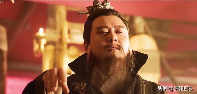 窃天书之无头将军:老将独守孤城,阴谋中带着人性