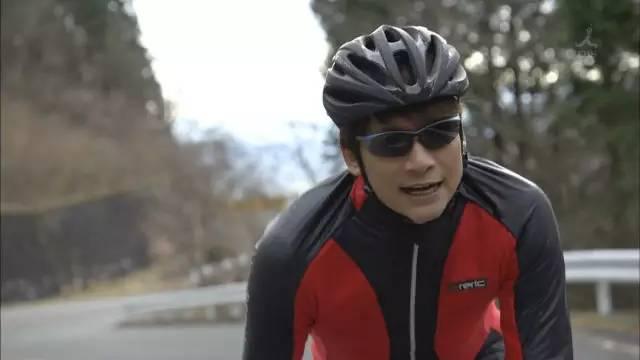 如果春节只能补一部剧，就看这个吧丨《家族的形式》