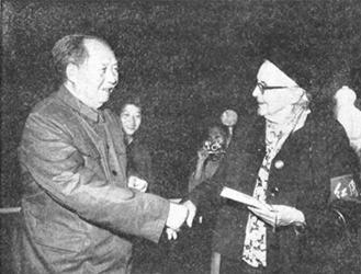 1946·毛泽东硬气说出三字,又极为机敏紧盯纠错并定译,果然尽显猴气虎气