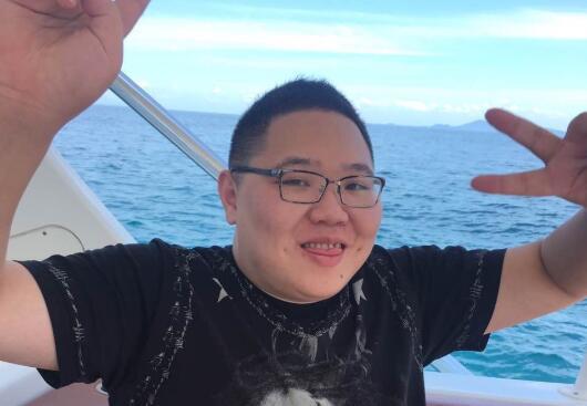 他是斗鱼元老级主播,却从不要礼物,花5年时间才到满级
