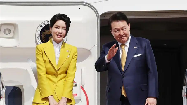 韩国第一夫人被爆大丑闻，宛宛类卿的风还是吹到了韩国