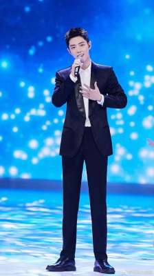 方天择(肖战，喜欢他，会感觉他的每部剧都好看，不喜欢他，会吹毛求疵)