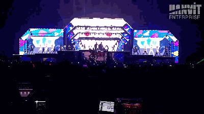 鸟叔首尔演唱会,机械舞台carry全场