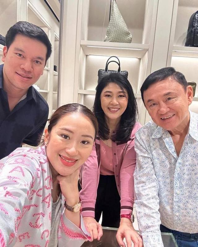他信背后的两位女总理：妹妹英拉漂亮有能力，小女儿贝东丹很努力