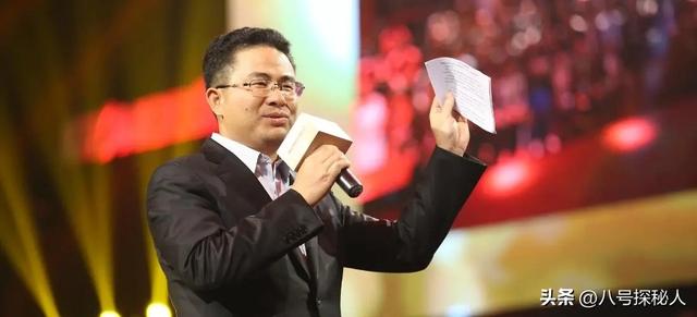 一夜输掉7亿美元，欠下200多亿跑路，回顾金立老板刘立荣的沉浮史