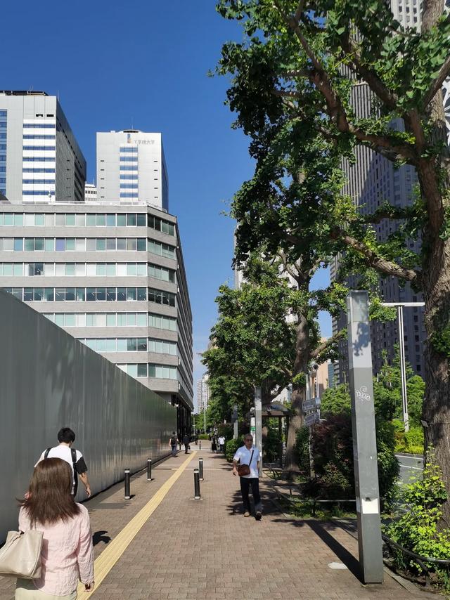 日本自由行游记57:D12-东京新宿逛街