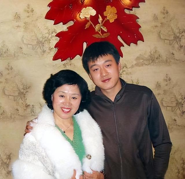 女星关悦:嫁给模范丈夫佟大为,生活中也要哭