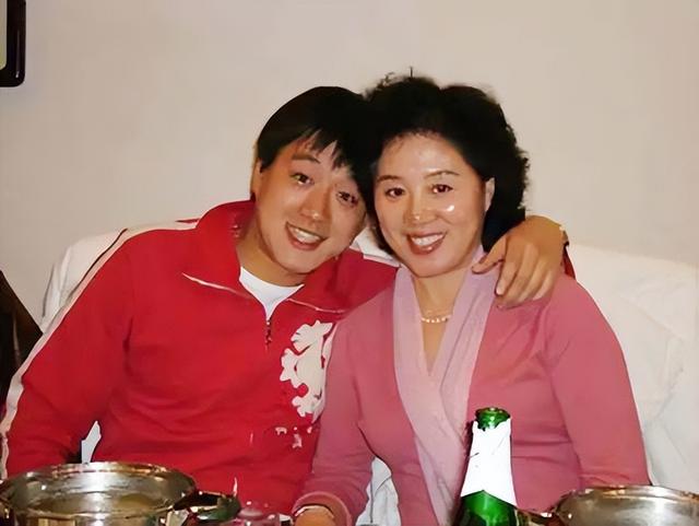女星关悦:嫁给模范丈夫佟大为,生活中也要哭