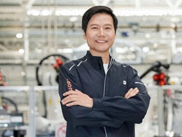 网友奇葩提问给雷军整不会了:雷总在小米是做什么的?
