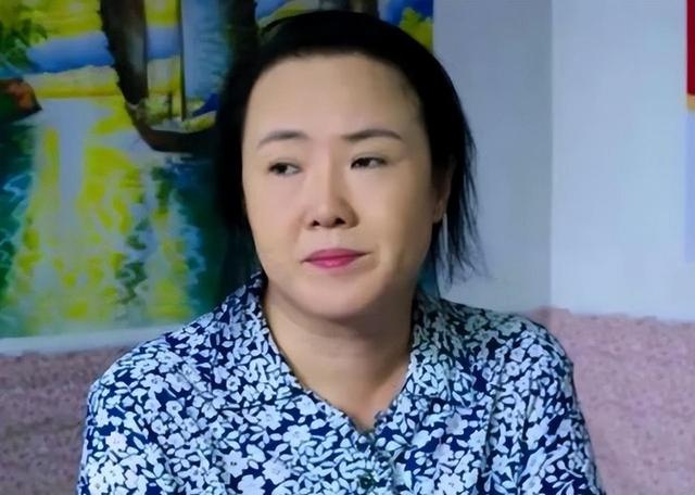 赵本山女徒弟孙立荣，曾登央视春晚，嫁富豪老公，如今令人羡慕