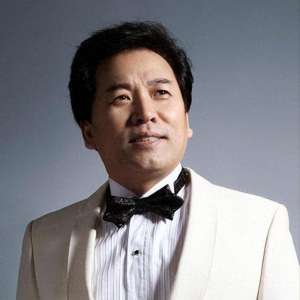 金曼(佟铁鑫：一婚娶歌手金曼生下儿子，二婚娶带娃林丹诗，如今咋样)