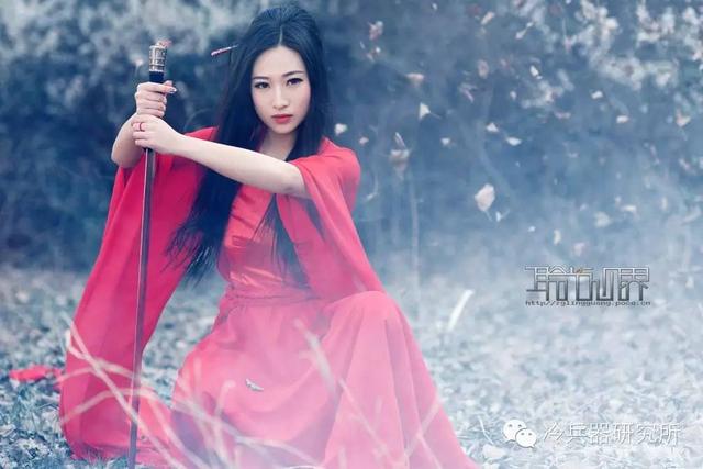 力与美的结合：中华国粹-剑舞