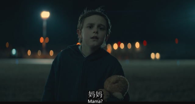 恐怖分子空中大战吸血鬼,小男孩化身节奏大师笑到最后