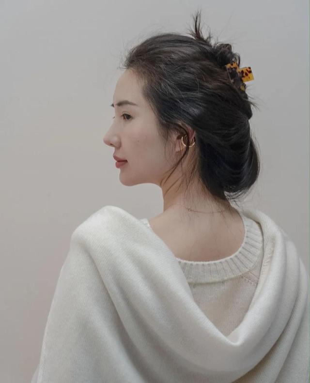 上位成功晋升新总裁夫人?张大奕不一定赢,但董花花离不离婚都输