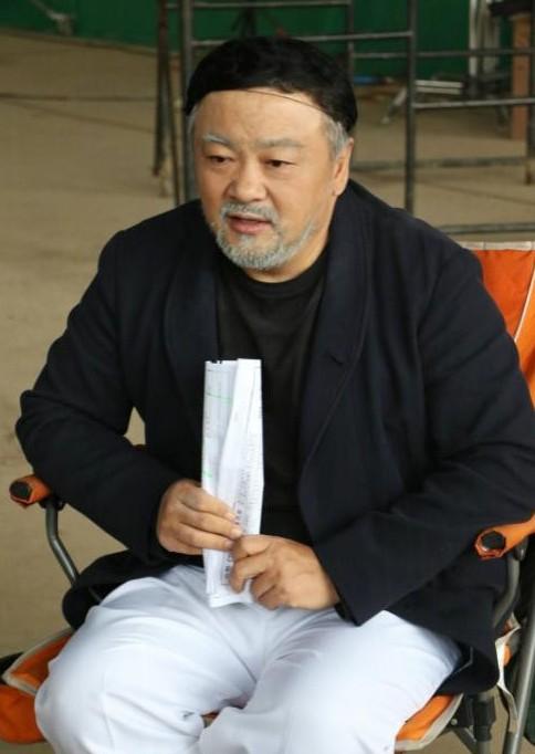 不为人熟知的演员父子，父亲一辈看着都还面熟，下一代鲜有超越者