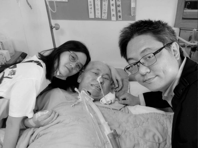 每月3万台币是空话?林靖恩街头流浪乞讨食物遭拒,精神状态很差