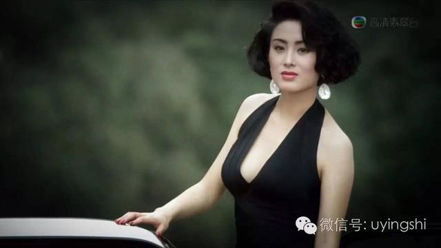 记得《赌圣》的绮梦吗？被赵薇抢男人嫁经纪人，今疑似包养小导演