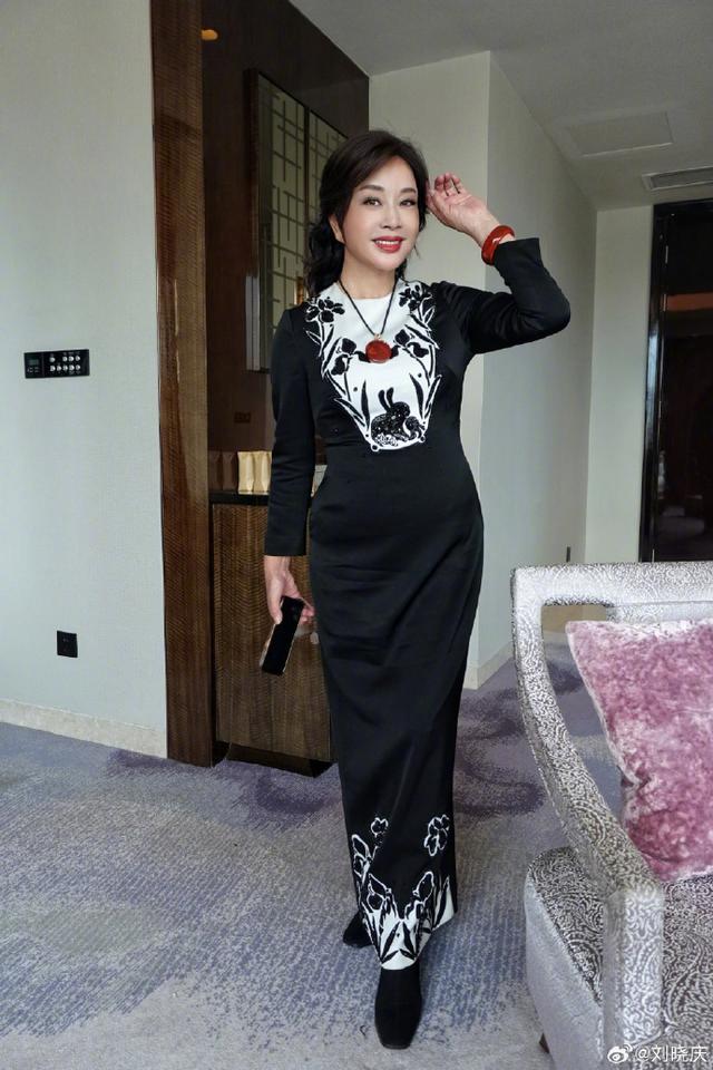 向太与刘晓庆:生逢灿烂,死亦幽默