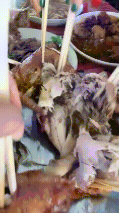 曝!“大尺度”的床戏!全裸出镜!影后这一脱,把网友看傻了!