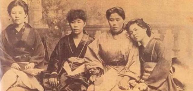 揭开日本“南洋姐”的凄惨，这些为岛国卖身的女子，真令人心疼